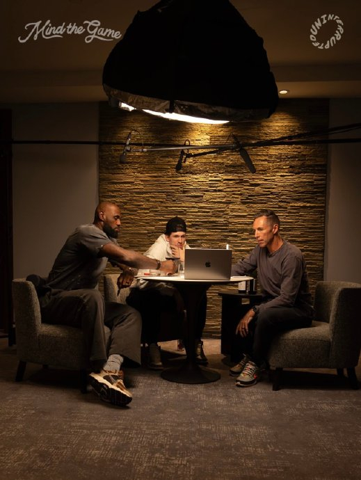 里夫斯现身《球场大脑》与詹姆斯纳什畅谈篮球